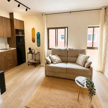 Cornelias 5a Playa Apartman *